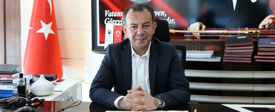 <Bolu Cumhuriyet Başsavcılığı, Belediye Başkanı Tanju Özcan hakkında soruşturma başlattı.