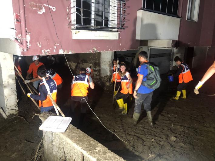 <Karadeniz’deki sel felaketinde can kaybı 44’e yükseldi
