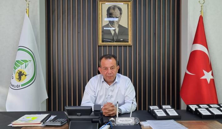 <Bolu Belediye Başkanı Tanju Özcan: Afet bölgesine yüzlerce adet powerbank gönderilecek